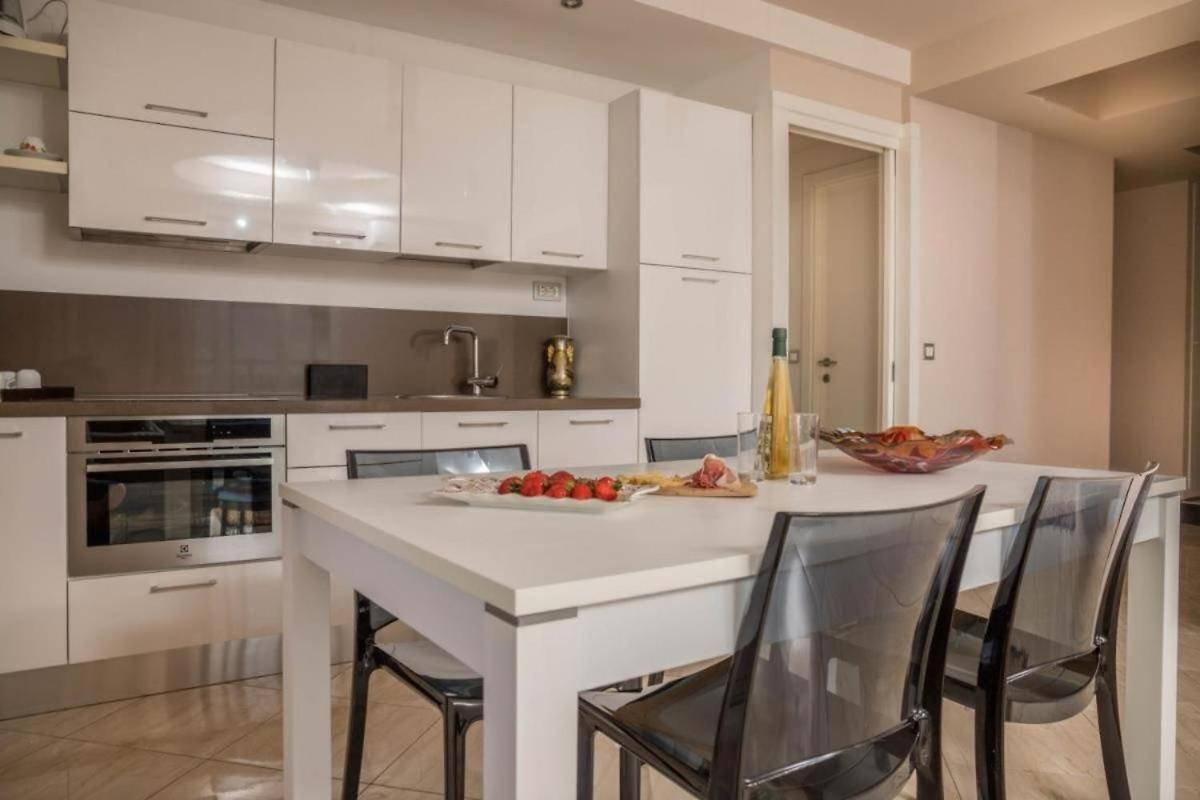 Kristal Paris Resort Novalja Luaran gambar