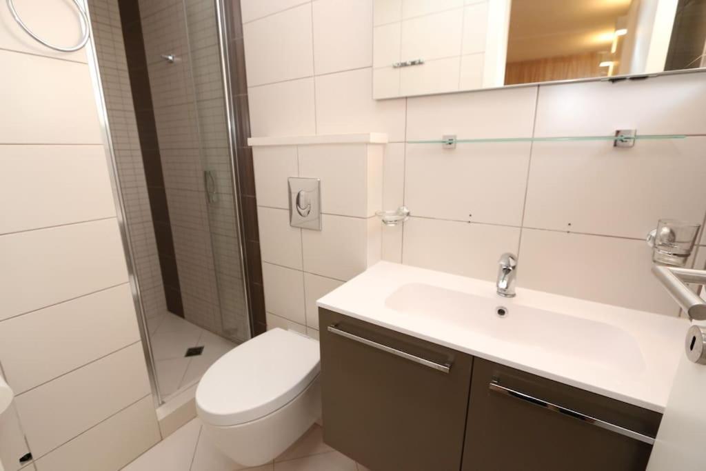 Kristal Paris Resort Novalja Luaran gambar