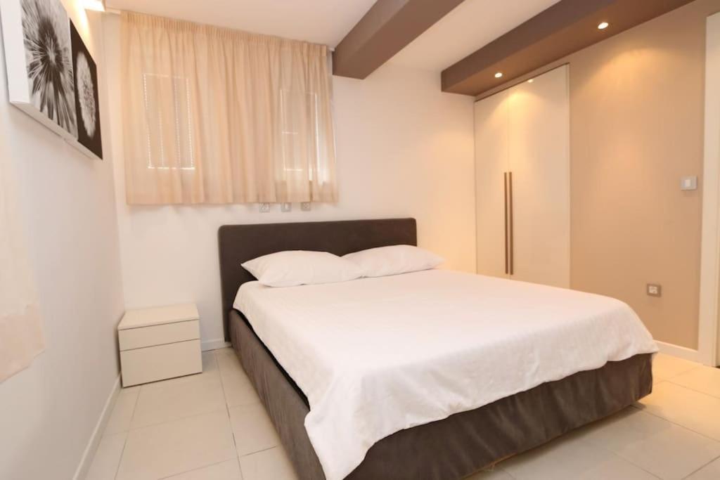 Kristal Paris Resort Novalja Luaran gambar
